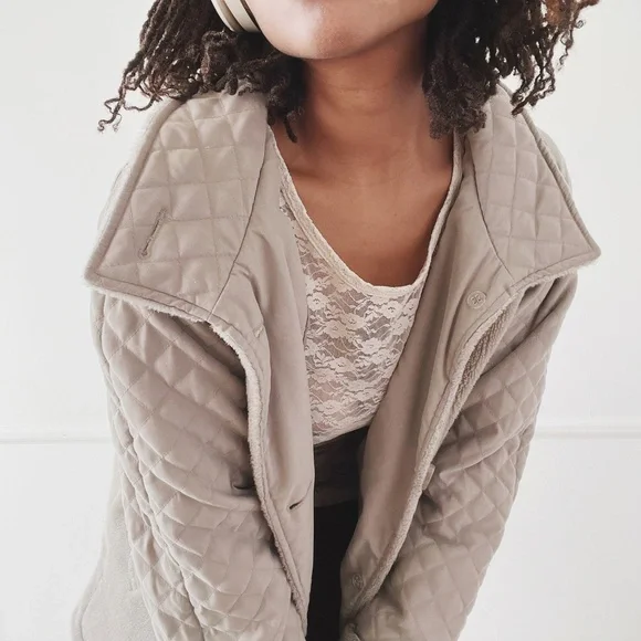 vintage Jones New York tan quilted fleece coat - Picture 4 of 8